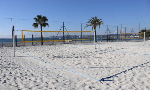Beach Lovers (Cagnes-sur-Mer) Beach Lovers (Cagnes-sur-Mer)