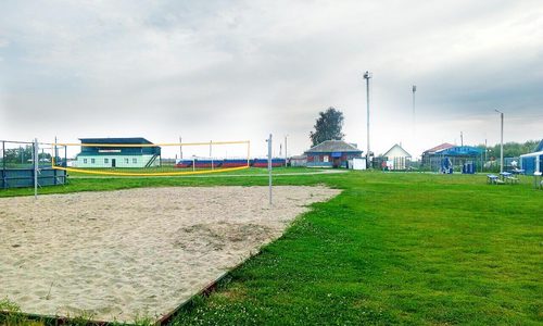 Стадион «Старт» (Троицкое)